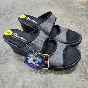 Womens Skechers Sandals Shoes Size 6 Memory Foam Grey Wedge Comfort Slip On New